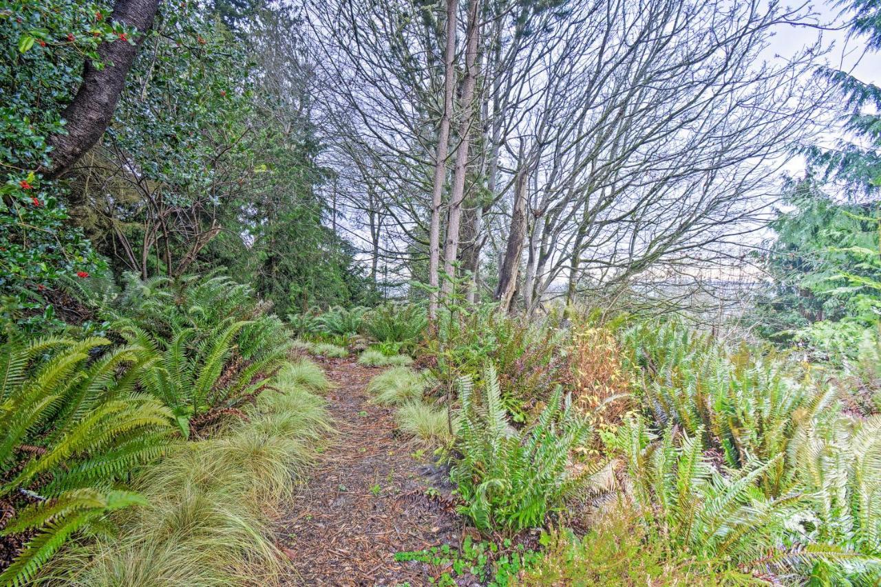 Unique Port Ludlow Home With 3 Decks And Hot Tub! מראה חיצוני תמונה